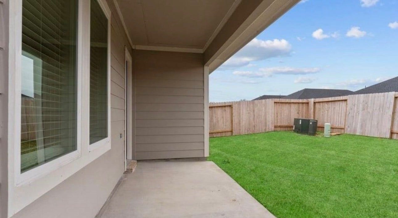 1338 Isola Bella Drive, Richmond, TX 77406 Patio