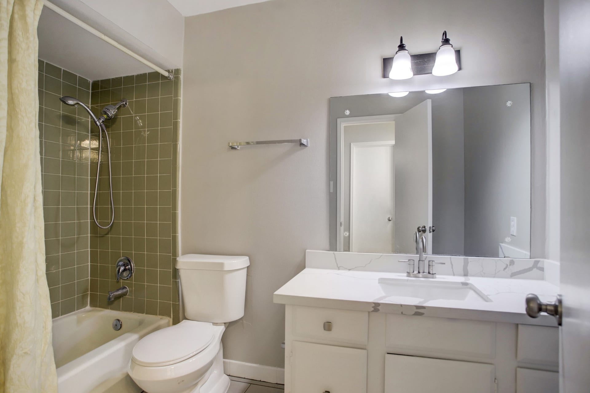 353 N Post Oak Lane, #819, Houston, TX 77024 353 N Post Oak Lane, #819, Houston, TX 77024