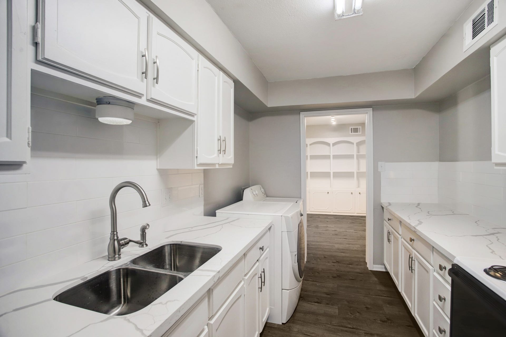 353 N Post Oak Lane, #819, Houston, TX 77024 353 N Post Oak Lane, #819, Houston, TX 77024