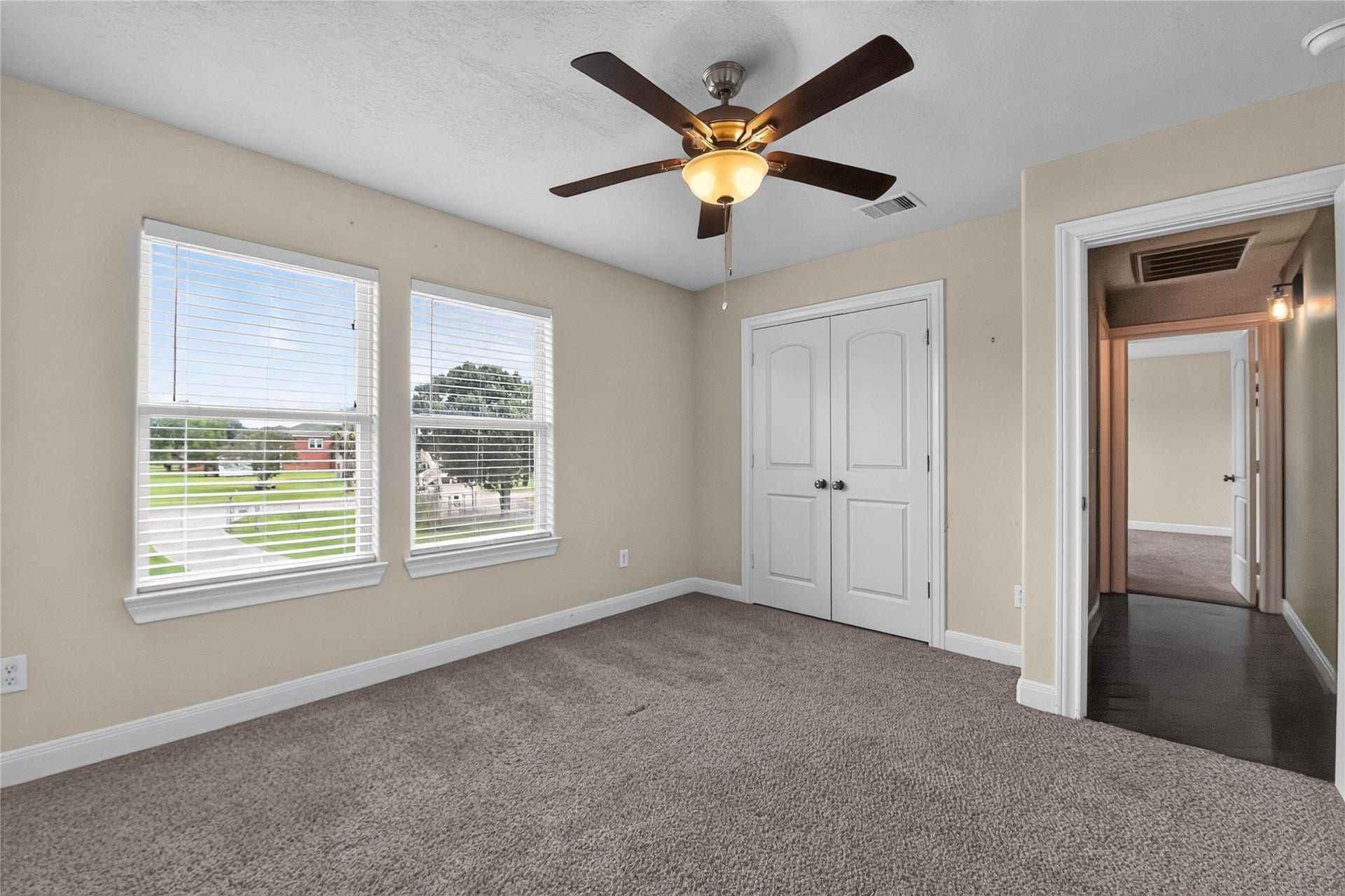 4228 Scenic Drive, Dickinson, TX 77539 4228 Scenic Drive, Dickinson, TX 77539