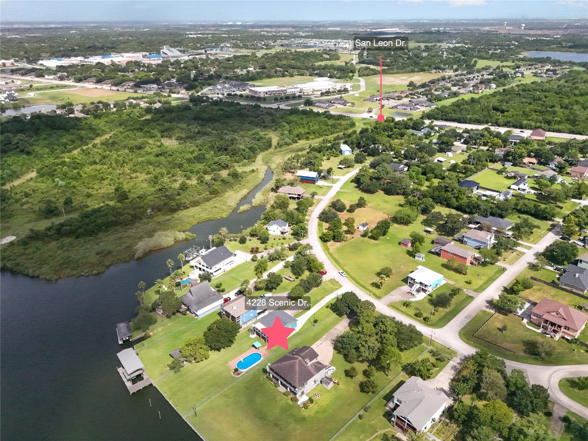 4228 Scenic Drive, Dickinson, TX 77539 4228 Scenic Drive, Dickinson, TX 77539