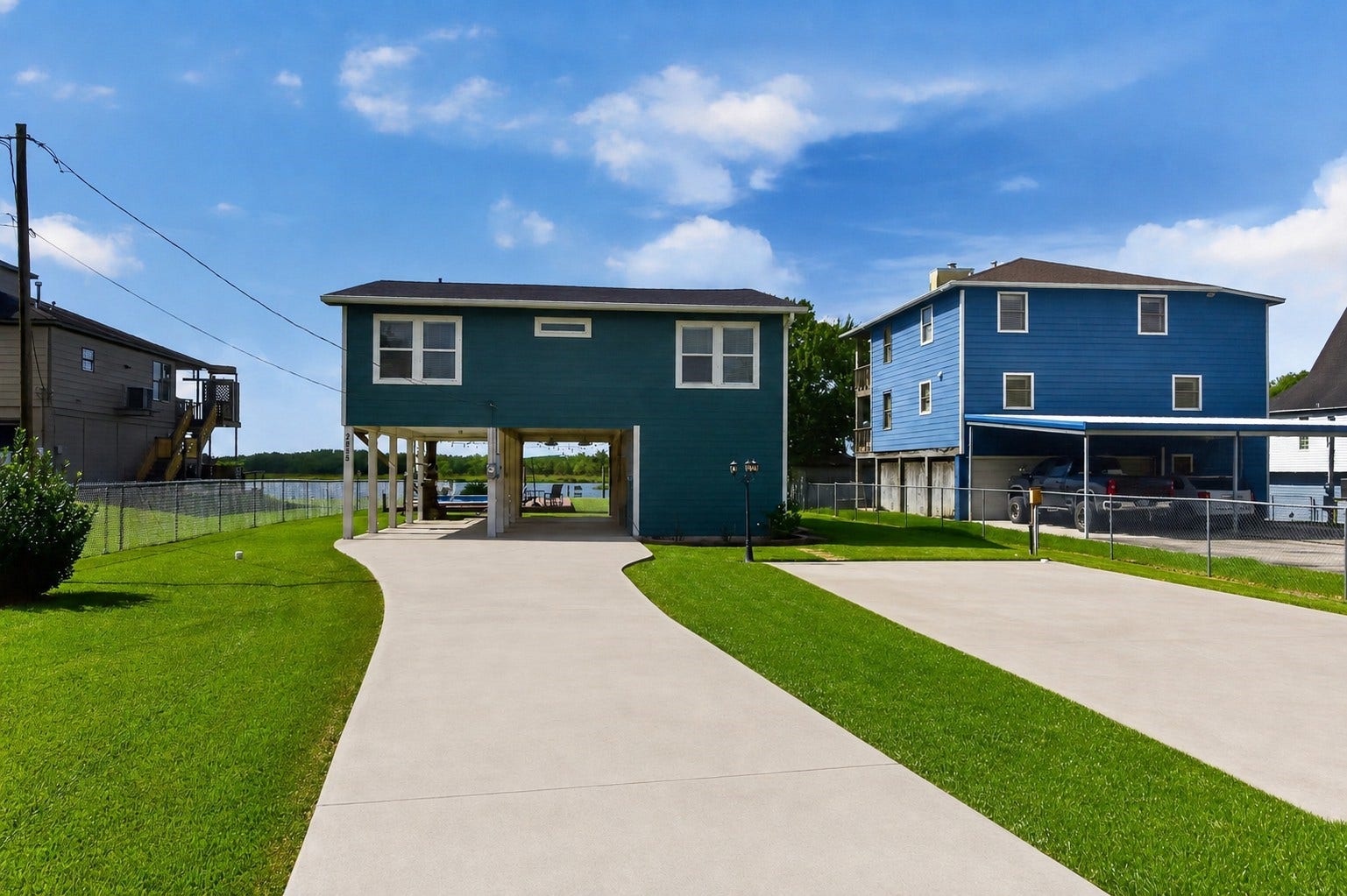 4228 Scenic Drive, Dickinson, TX 77539 4228 Scenic Drive, Dickinson, TX 77539