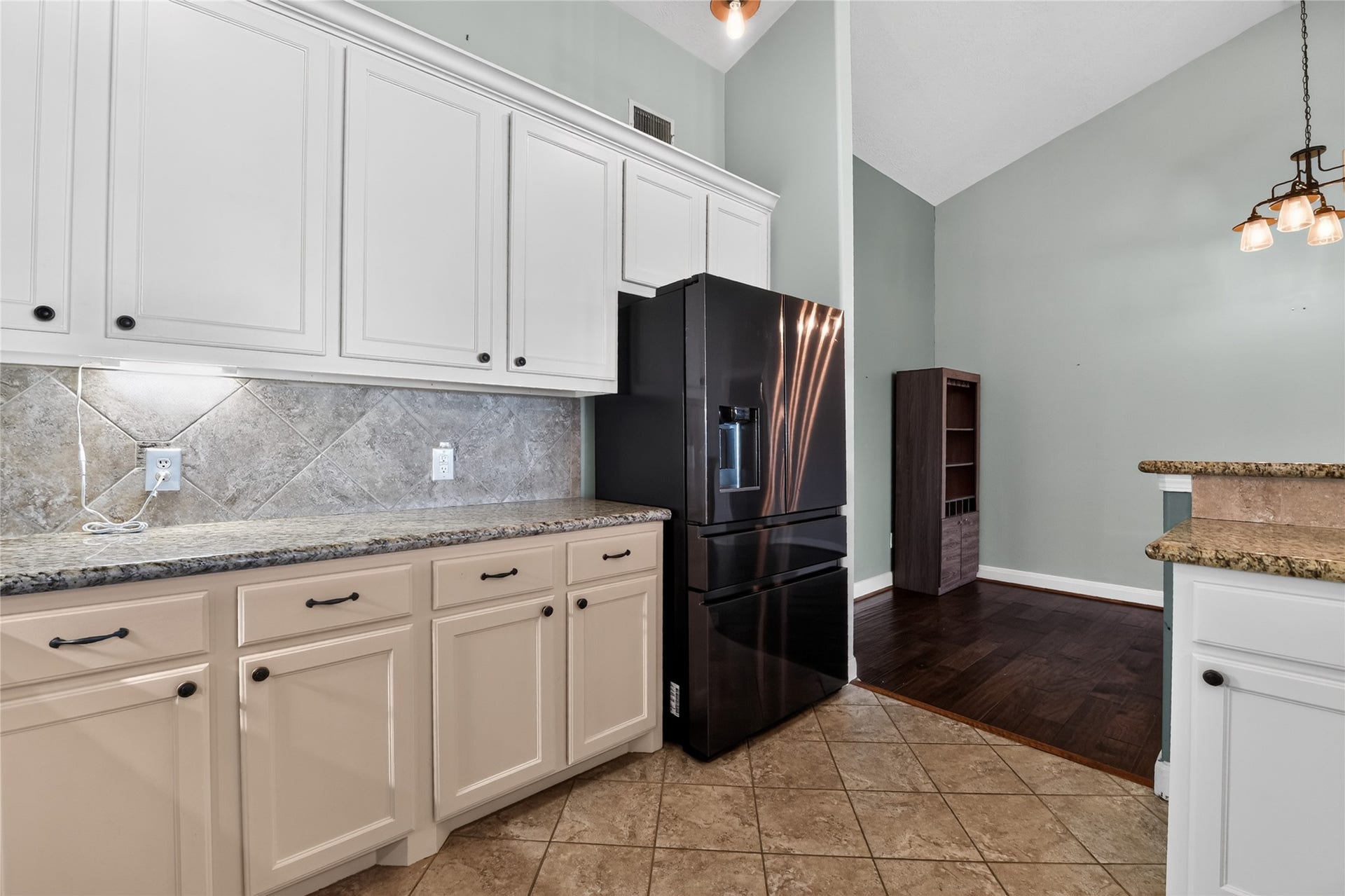 4228 Scenic Drive, Dickinson, TX 77539 4228 Scenic Drive, Dickinson, TX 77539