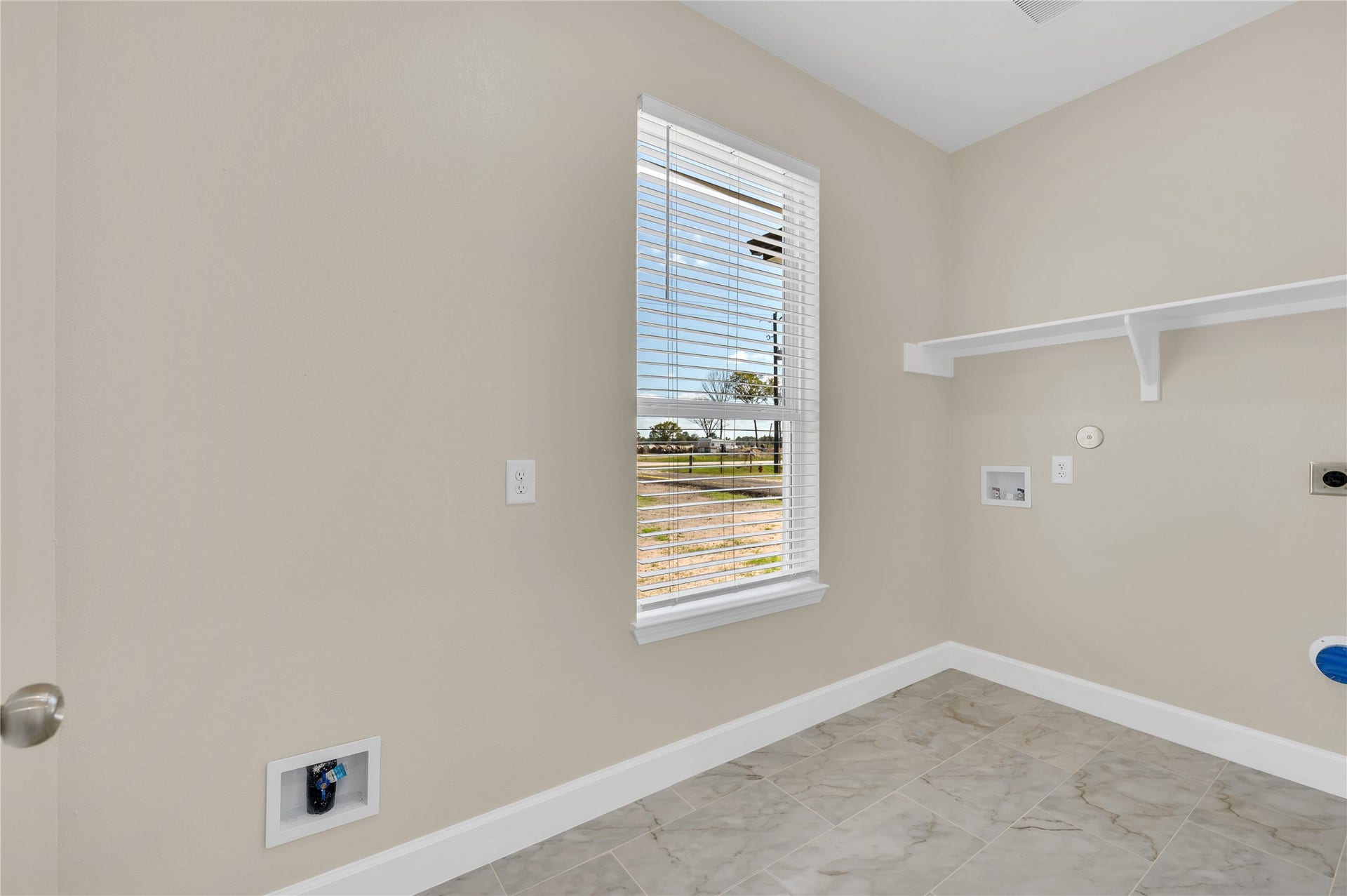 7120 County Road 171, Alvin, TX 77511