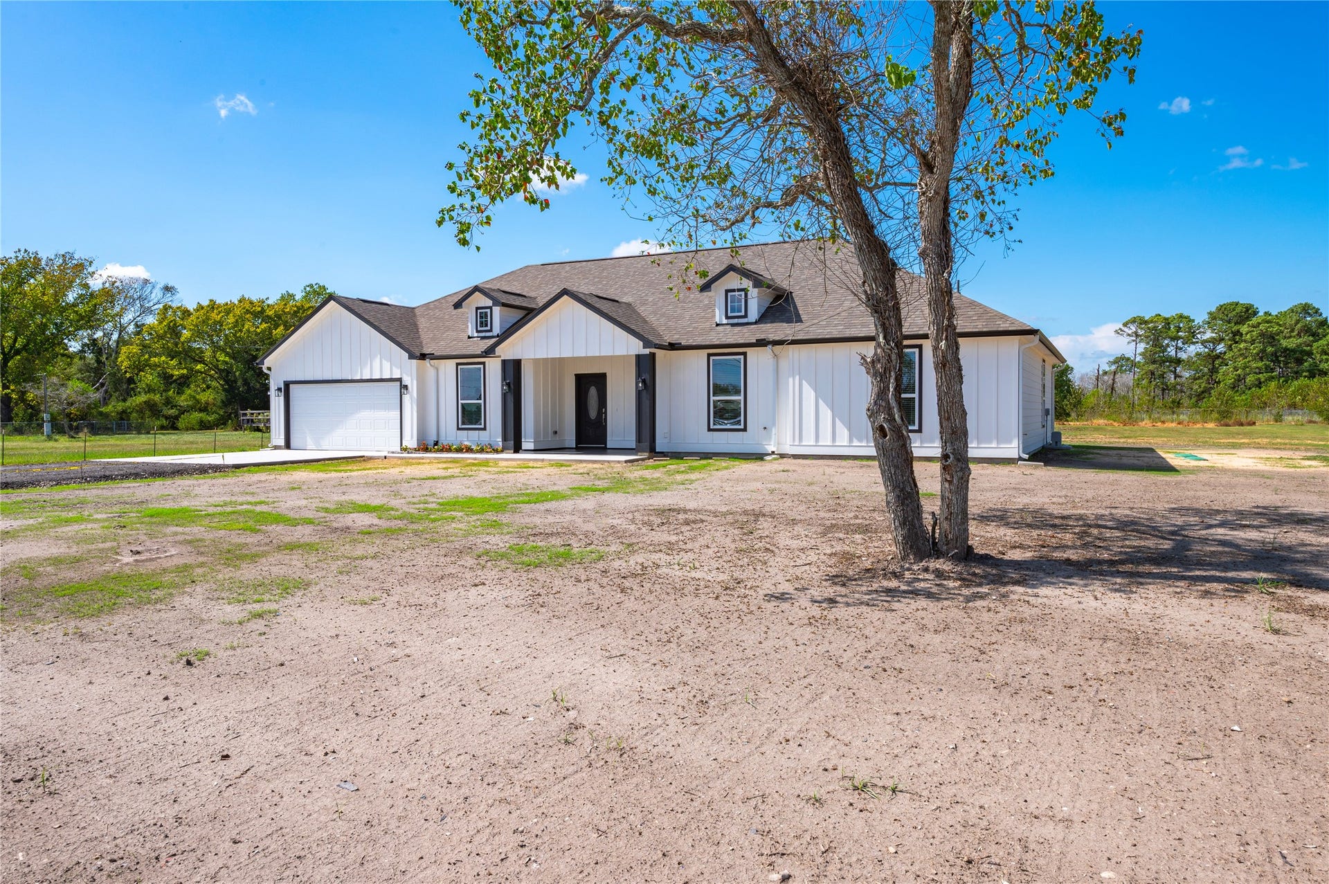 7120 County Road 171, Alvin, TX 77511