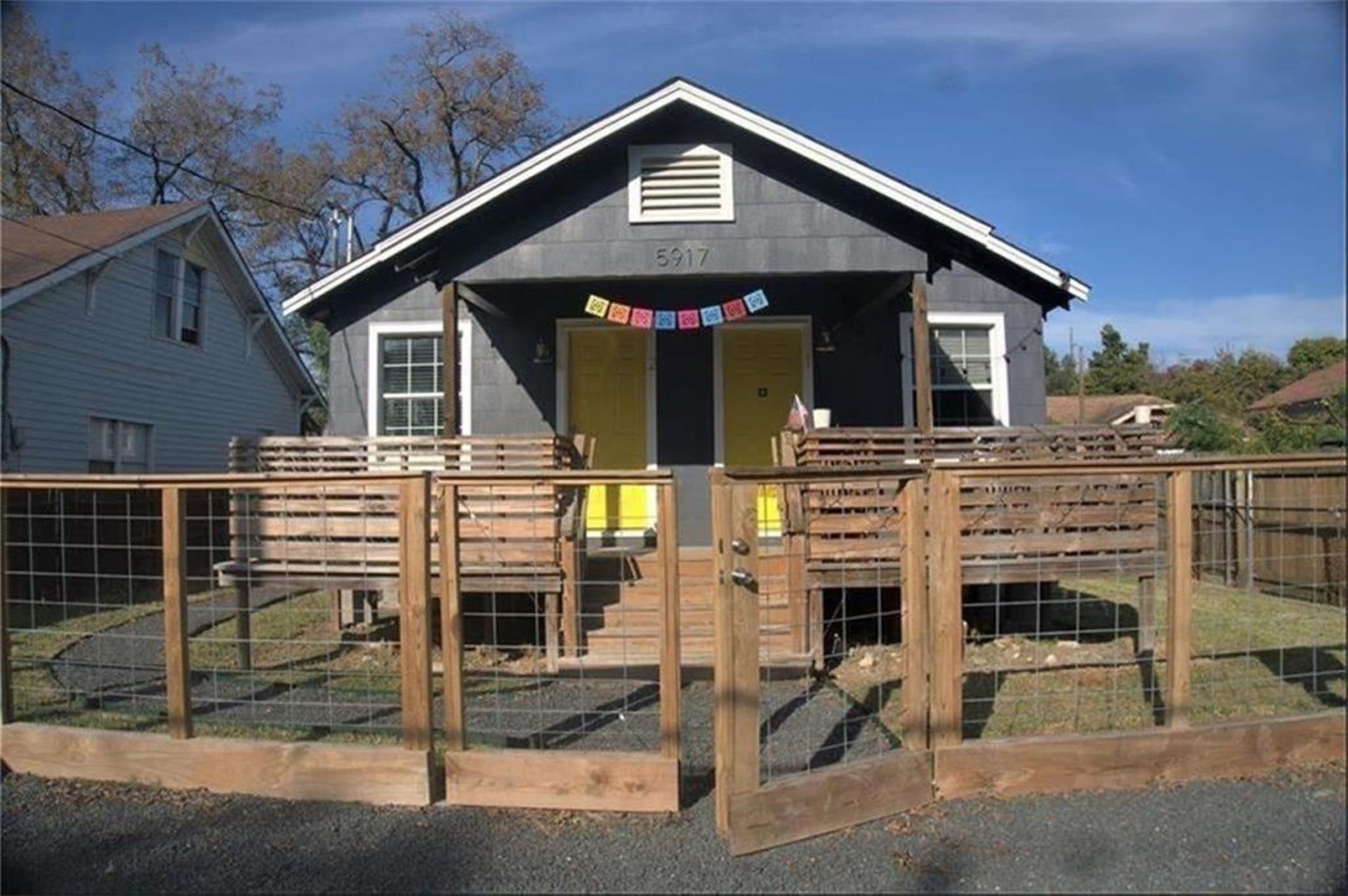 5917 1/2 Sherman Street, #1, Houston, TX 77011 Welcome to the cozy 5917 Sherman St Community with gated entrance and unassigned parking.