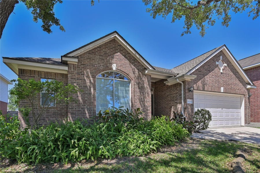 Property photo for 6715 Village Bridge Drive, Humble, TX