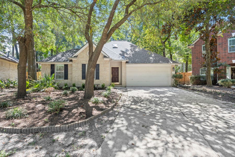 Property photo for 43 Steep Trail Place, Conroe, TX