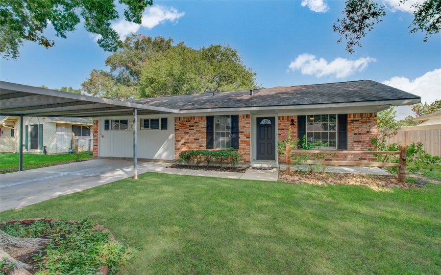 Property photo for 1806 Cypress Drive, Richmond, TX