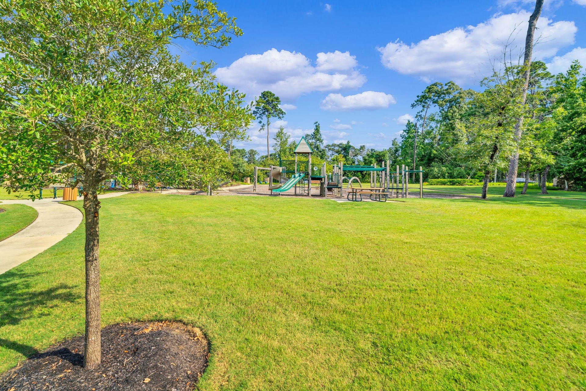 8470 Sweet Cherry Lane, Magnolia, TX 77354