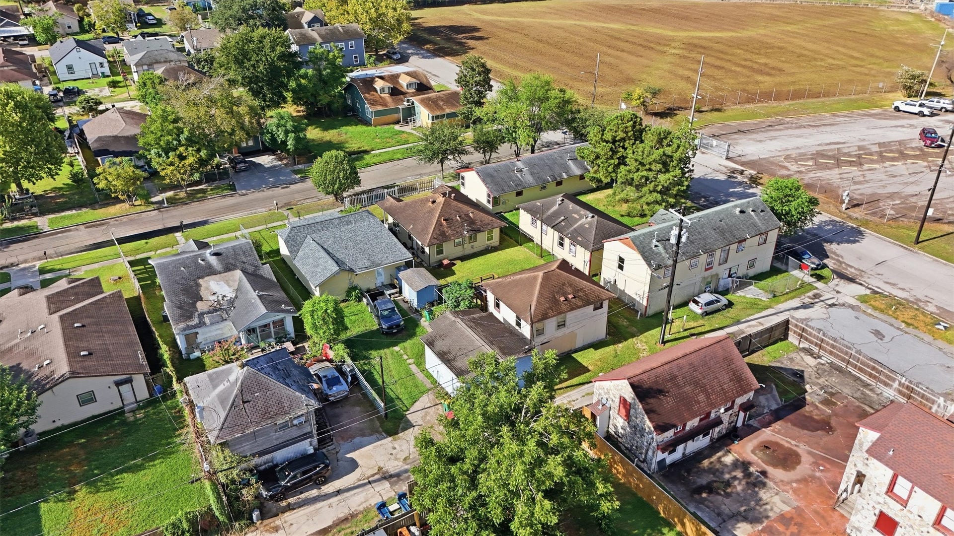 3420 Illinois Street, Baytown, TX 77520 3420 Illinois Street, Baytown, TX 77520