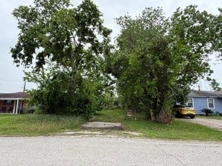 Property photo for 606 Nebraska Street, South Houston, TX