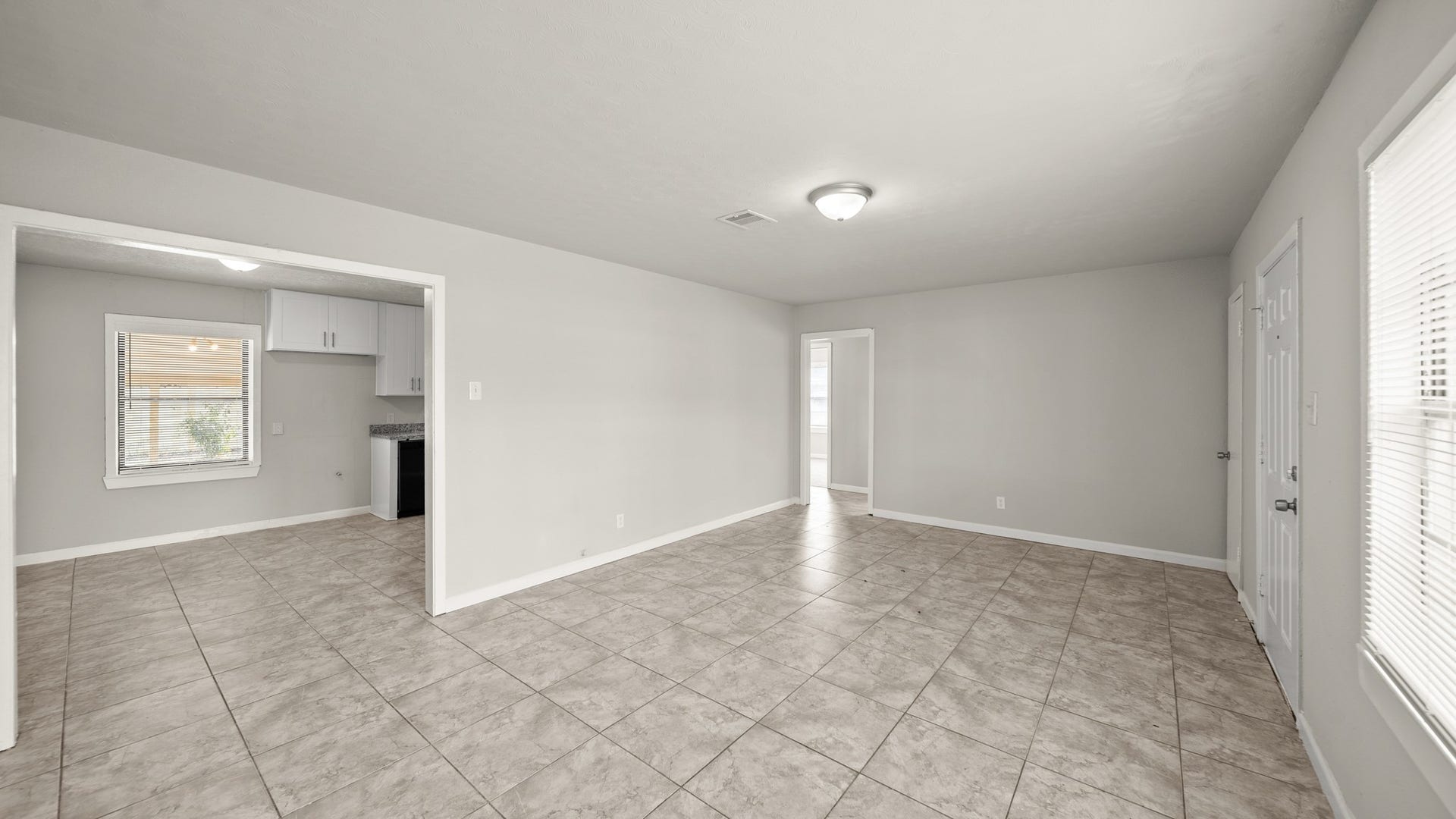 6809 W Bayou Drive W, Hitchcock, TX 77563 6809 W Bayou Drive W, Hitchcock, TX 77563