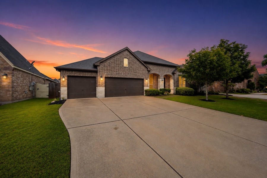 Property photo for 507 Summer Arbor Cir Circle, Rosenberg, TX