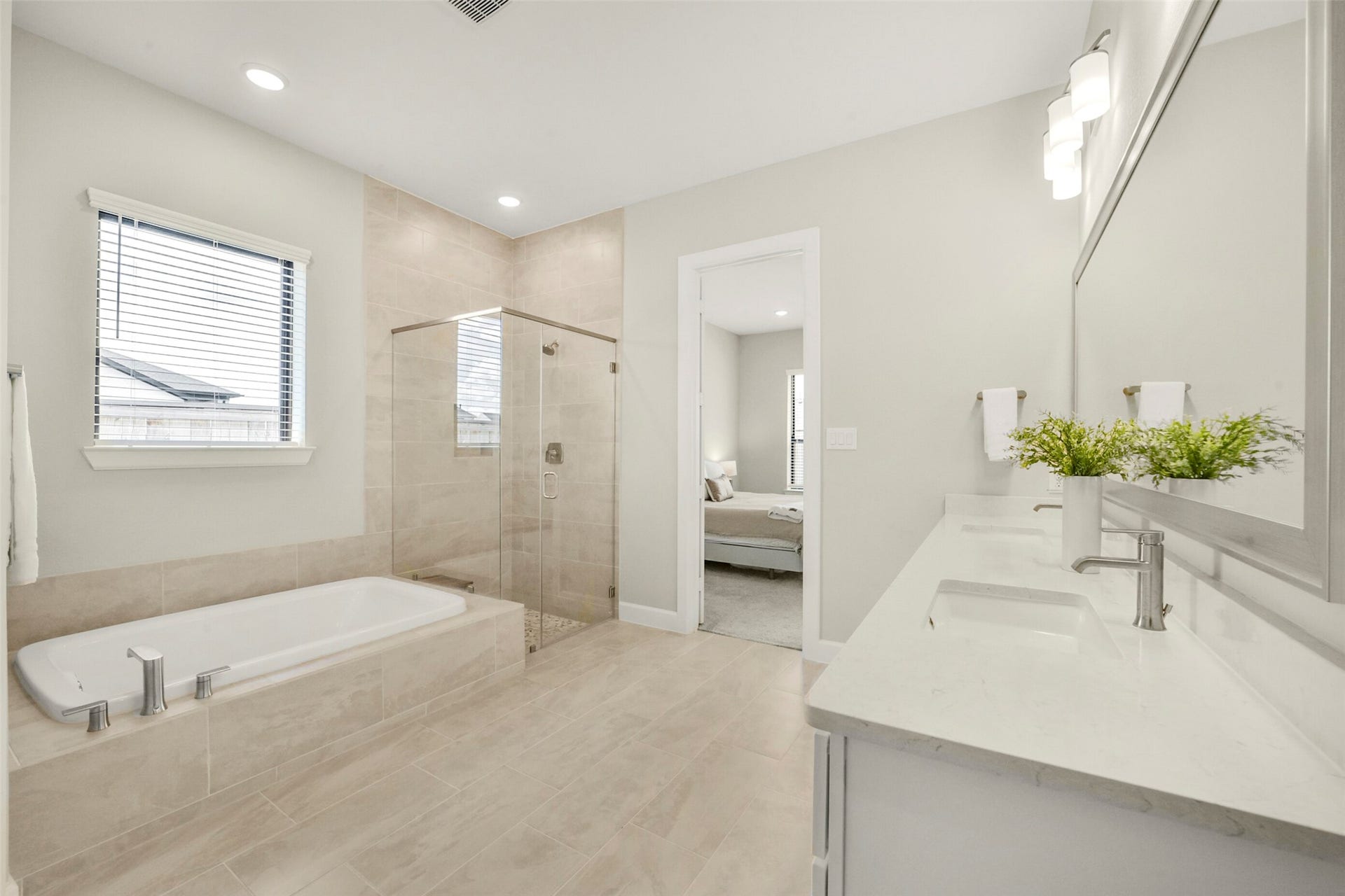 1702 Spring View, Friendswood, TX 77546 1702 Spring View, Friendswood, TX 77546