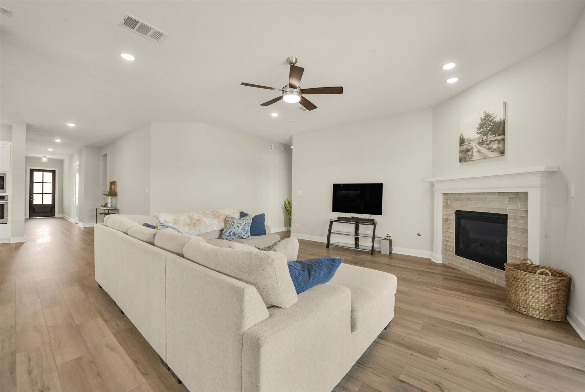1702 Spring View, Friendswood, TX 77546 1702 Spring View, Friendswood, TX 77546