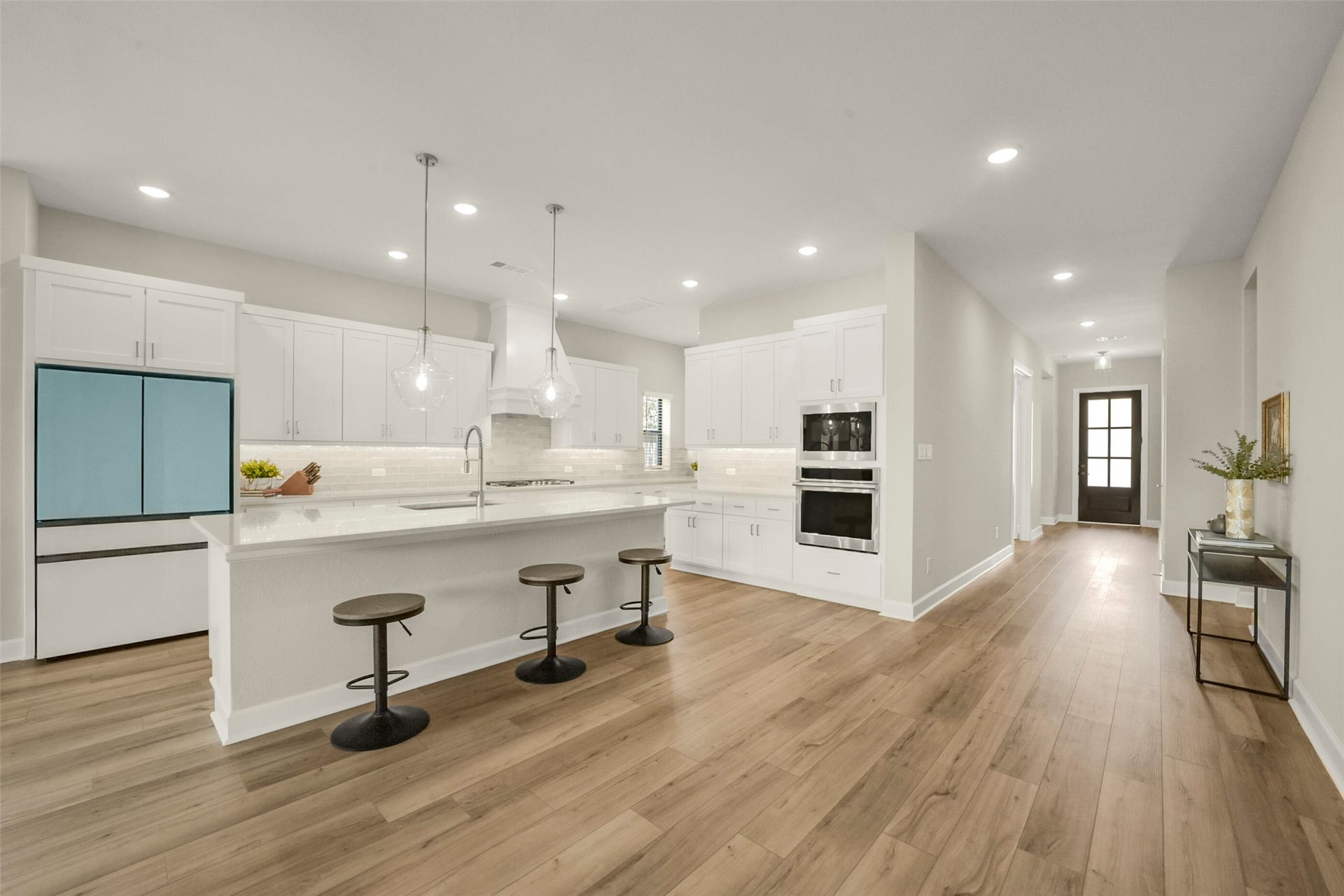 1702 Spring View, Friendswood, TX 77546 1702 Spring View, Friendswood, TX 77546
