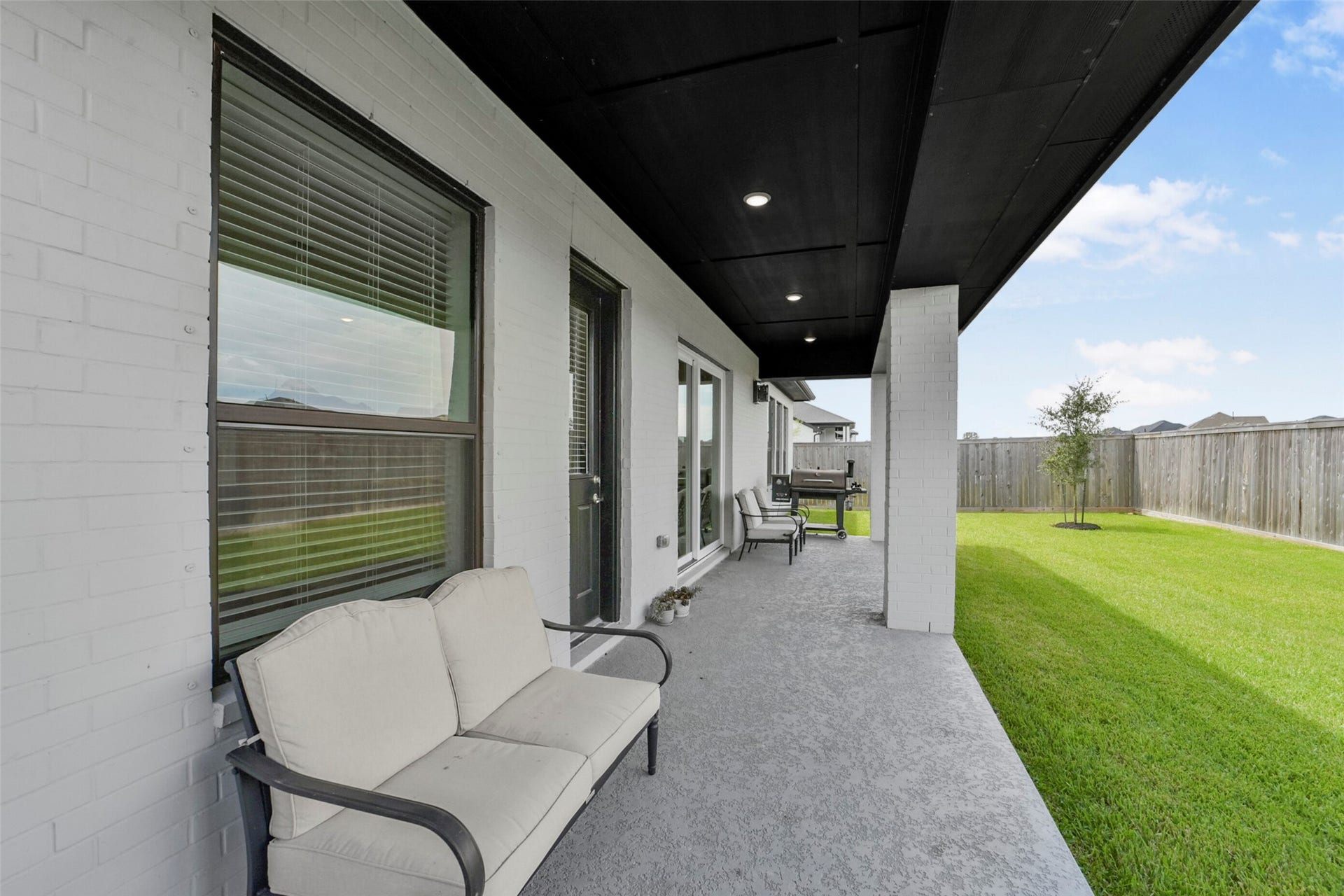 1702 Spring View, Friendswood, TX 77546 1702 Spring View, Friendswood, TX 77546