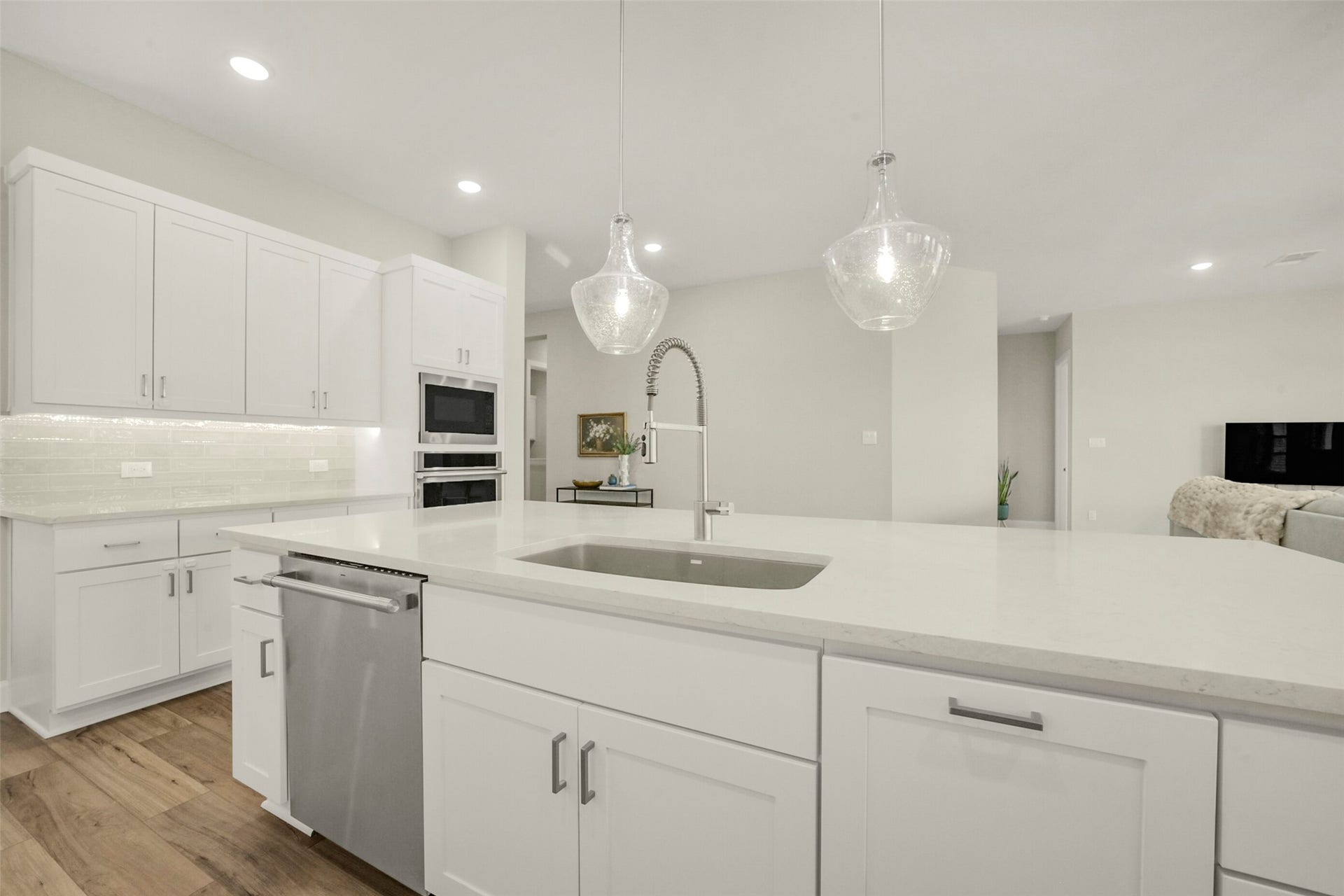 1702 Spring View, Friendswood, TX 77546 1702 Spring View, Friendswood, TX 77546