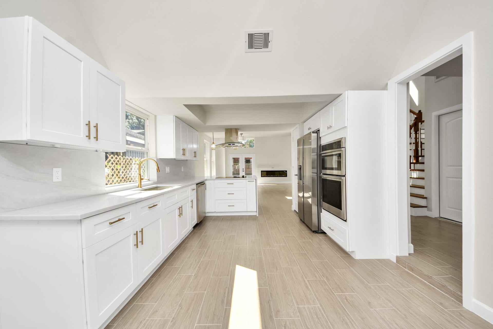 19707 Enchanted Oaks Drive, Spring, TX 77388 19707 Enchanted Oaks Drive, Spring, TX 77388