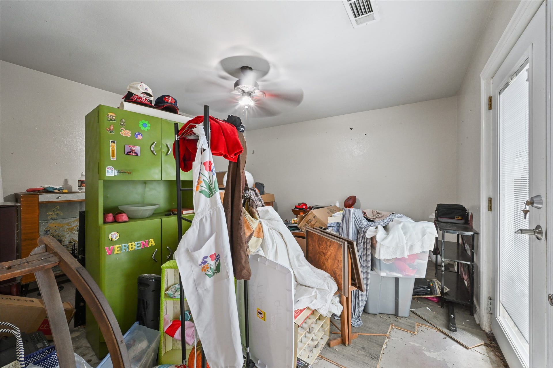 107 Harbour Town Lane, Conroe, TX 77356 Flexible secondary bedroom space equipped with a ceiling fan, ideal for a guest room, home office, or hobby space.