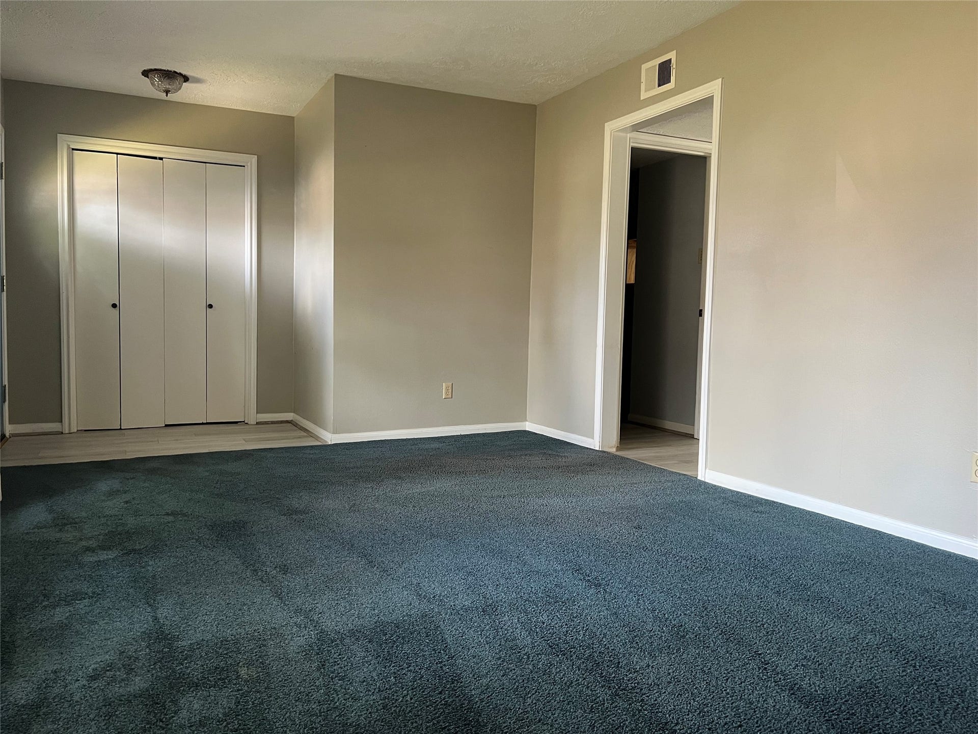 5112 Silver Creek Drive, Houston, TX 77017
