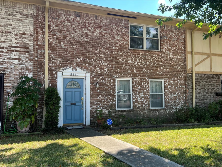 Property photo for 5112 Silver Creek Drive, Houston, TX