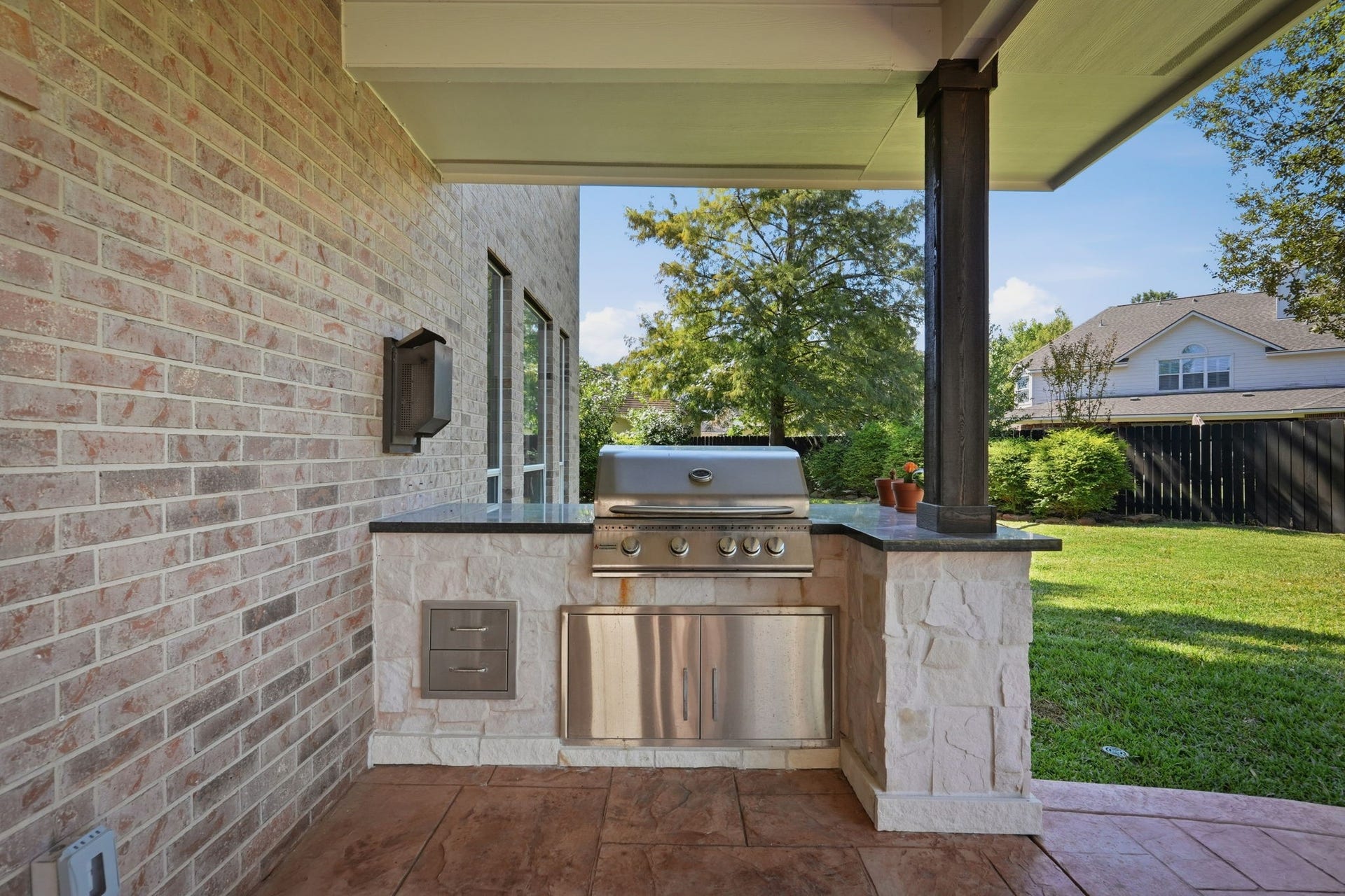 20210 Prim Pine Court, Cypress, TX 77433 NEW outdoor kitchen