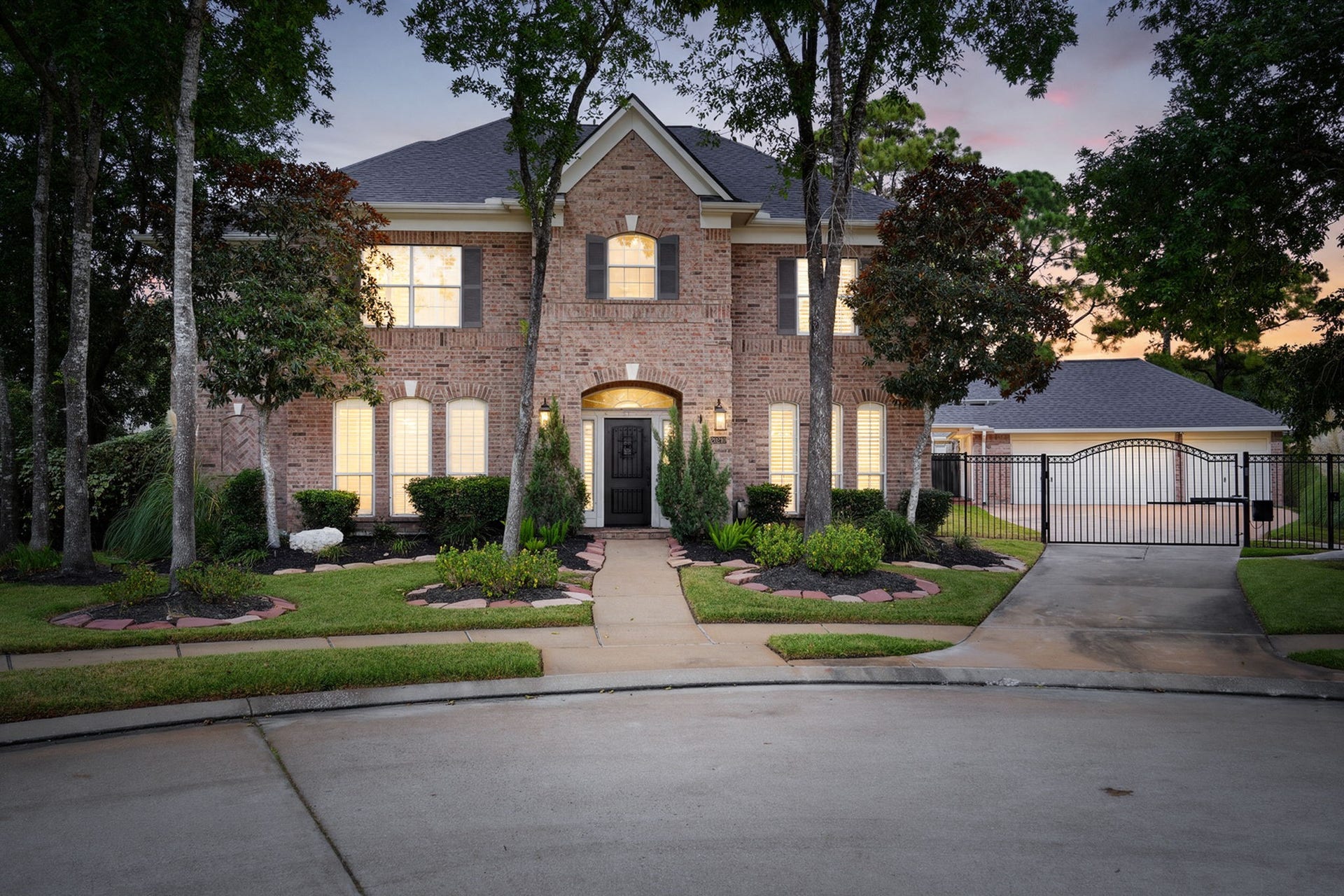 20210 Prim Pine Court, Cypress, TX 77433 Twilight view