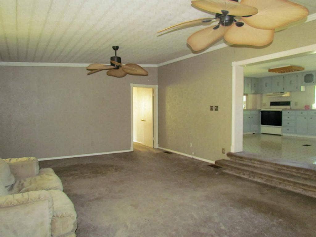9710 Camelots Court, Pearland, TX 77584 9710 Camelots Court, Pearland, TX 77584