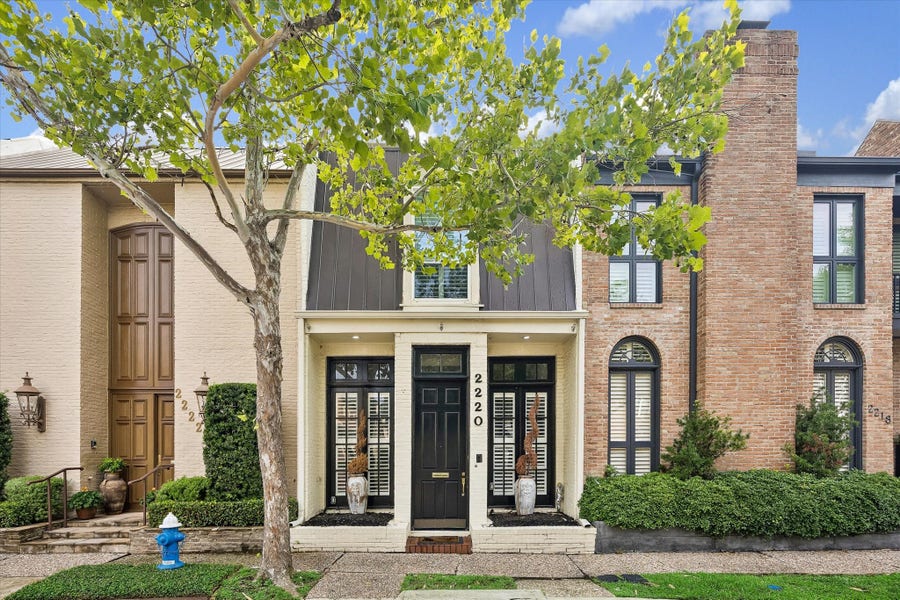 Property photo for 2220 Fulham Court, Houston, TX