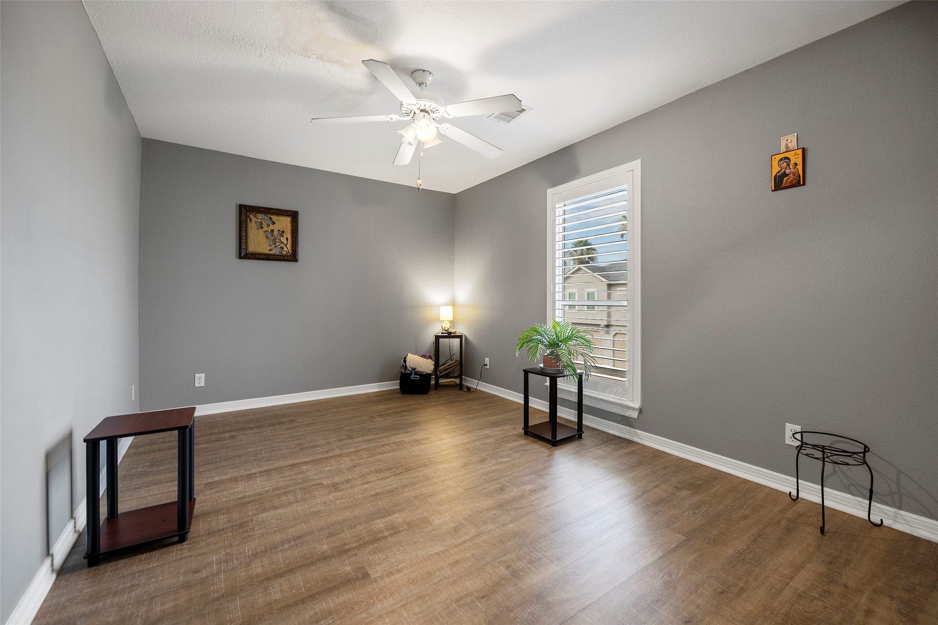 26 N Curlew Street, La Marque, TX 77568 26 N Curlew Street, La Marque, TX 77568