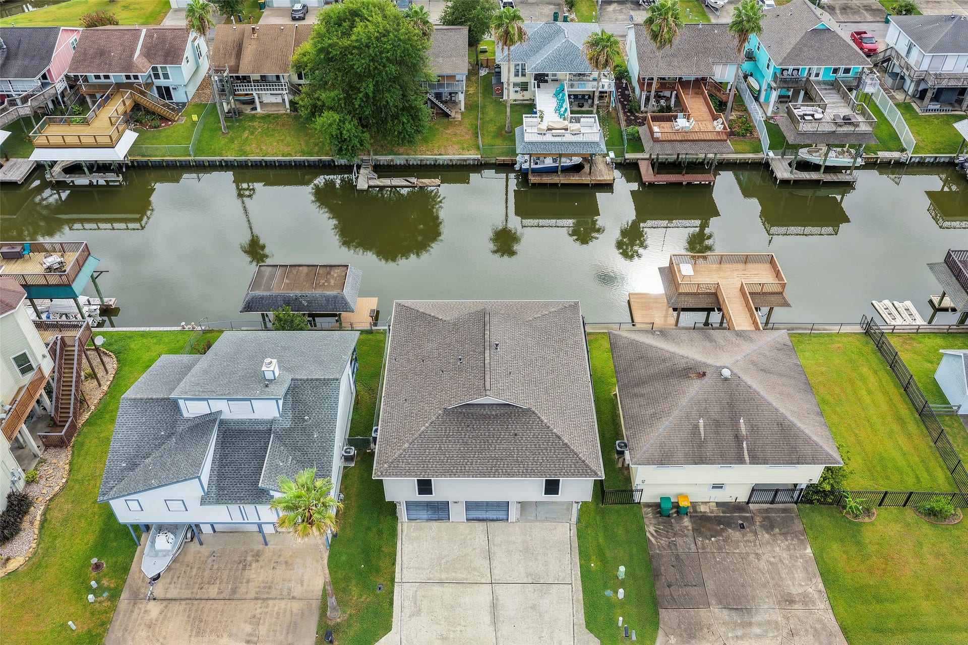 26 N Curlew Street, La Marque, TX 77568 26 N Curlew Street, La Marque, TX 77568