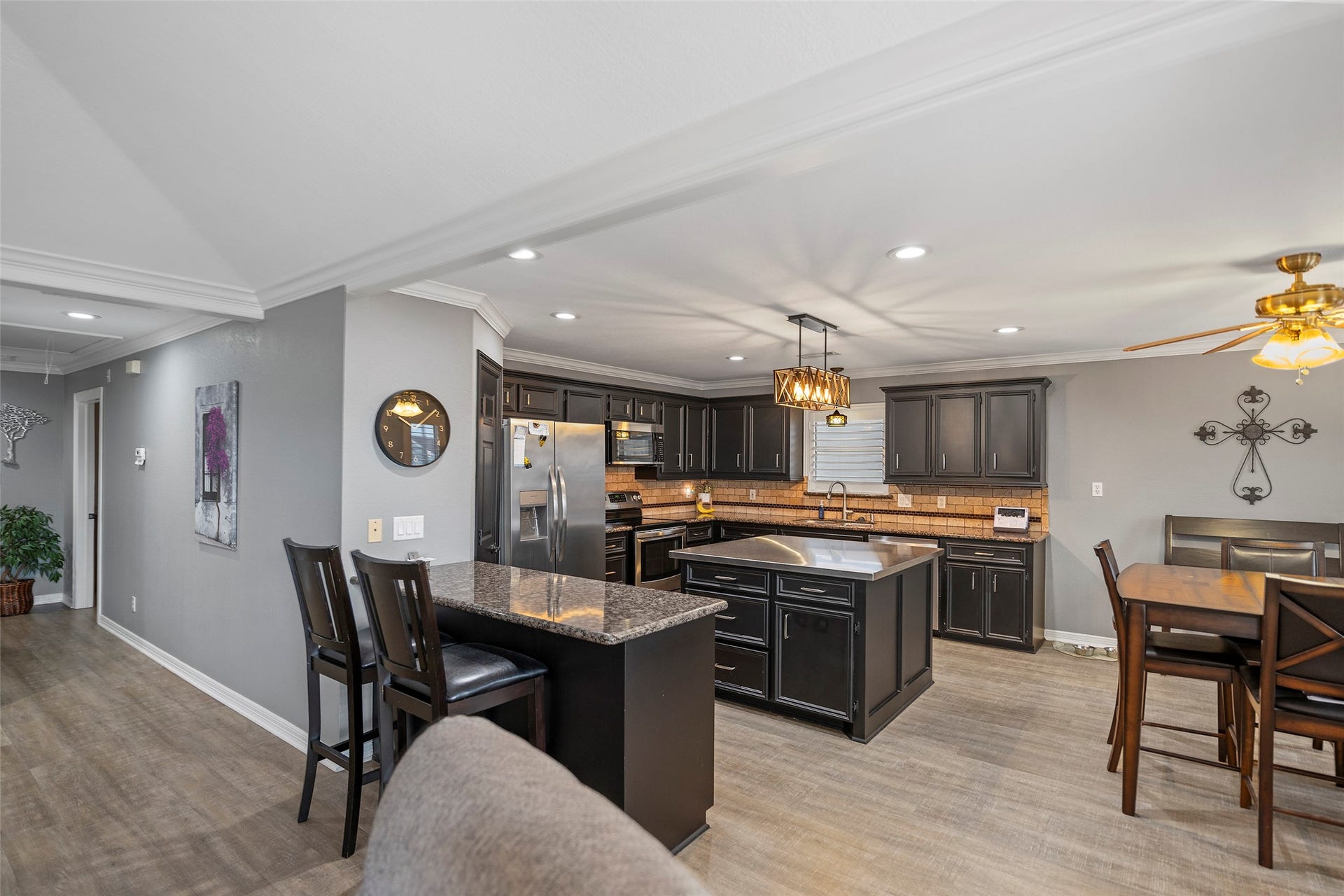 26 N Curlew Street, La Marque, TX 77568 26 N Curlew Street, La Marque, TX 77568