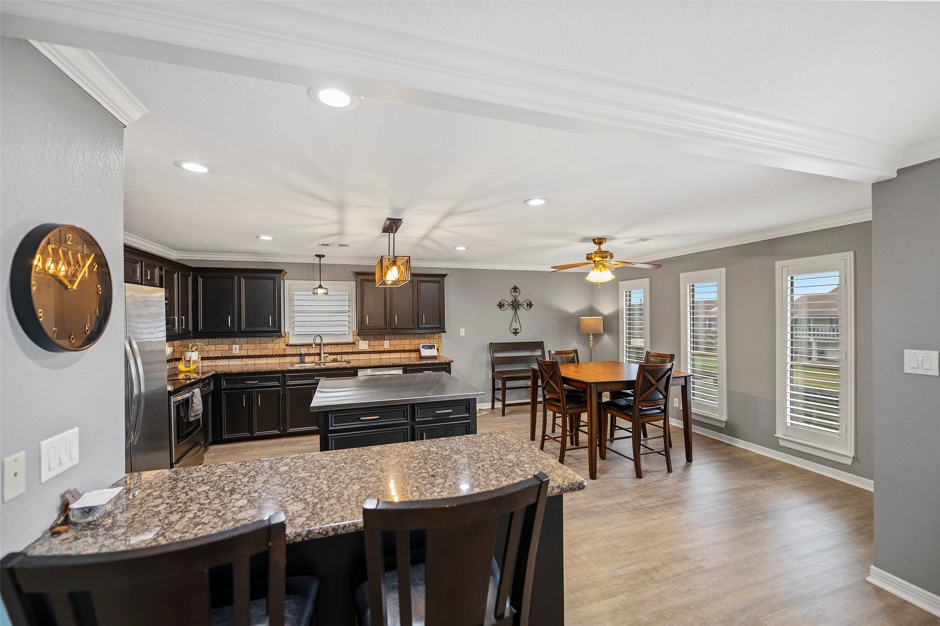 26 N Curlew Street, La Marque, TX 77568 26 N Curlew Street, La Marque, TX 77568