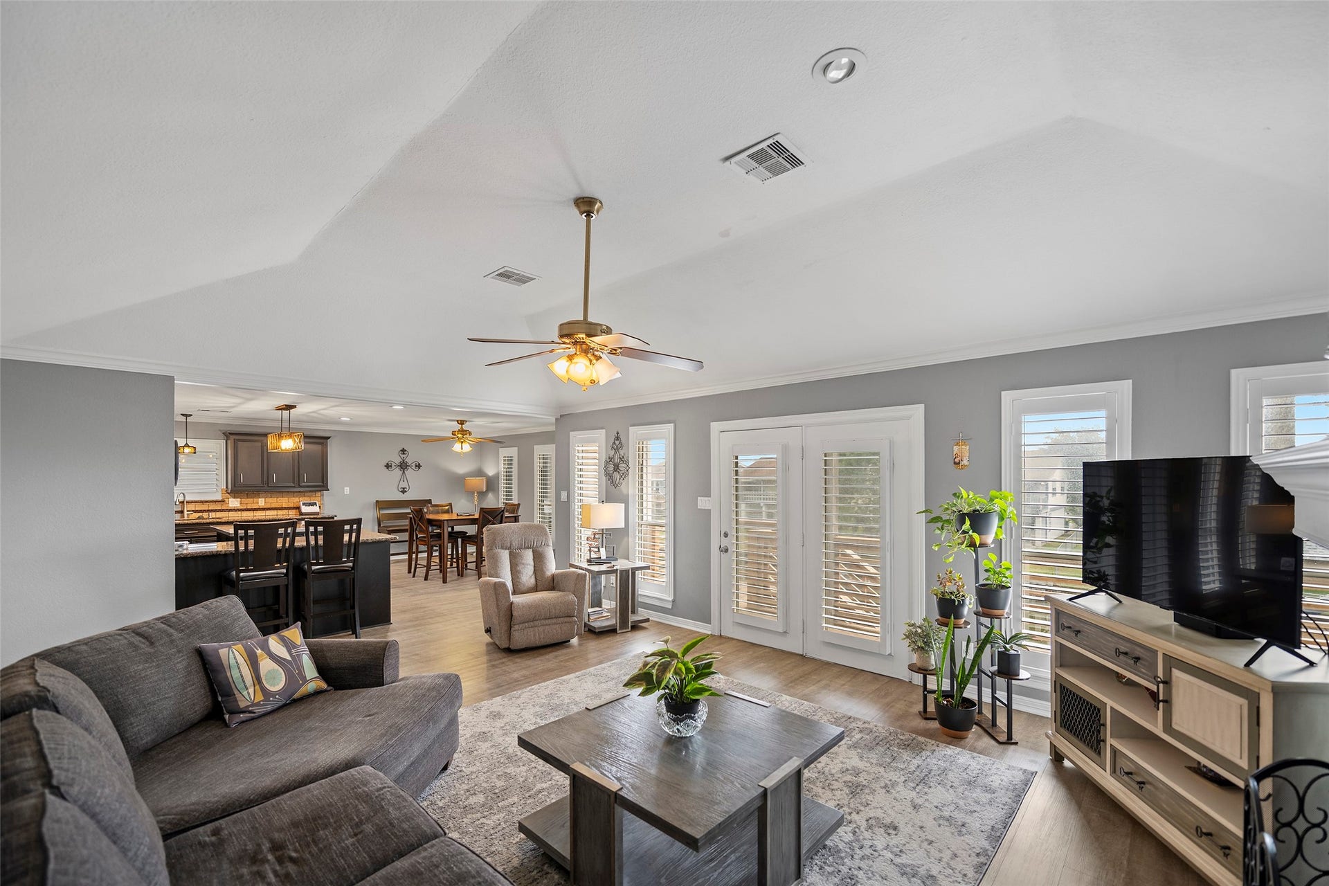 26 N Curlew Street, La Marque, TX 77568 26 N Curlew Street, La Marque, TX 77568