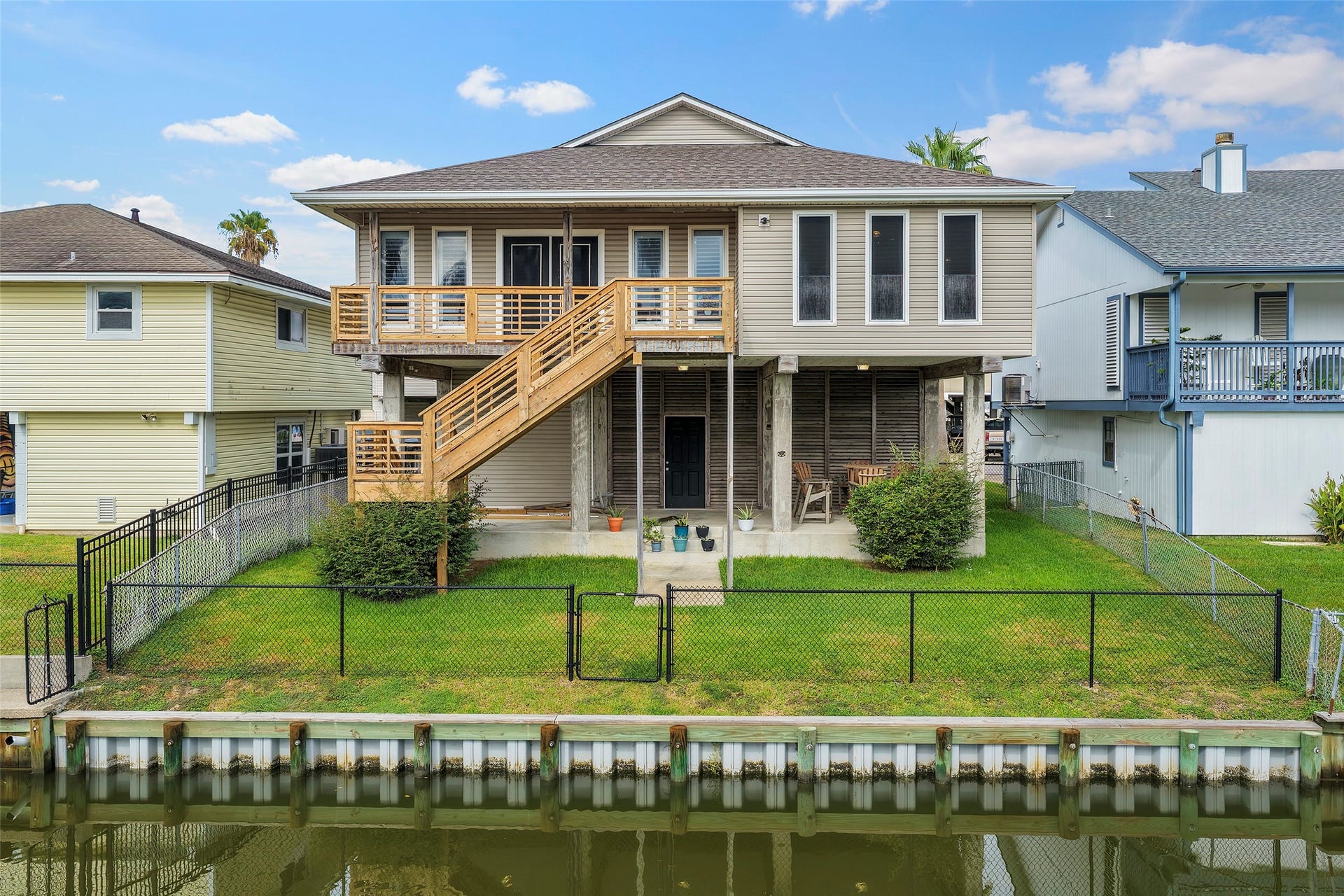 26 N Curlew Street, La Marque, TX 77568 26 N Curlew Street, La Marque, TX 77568