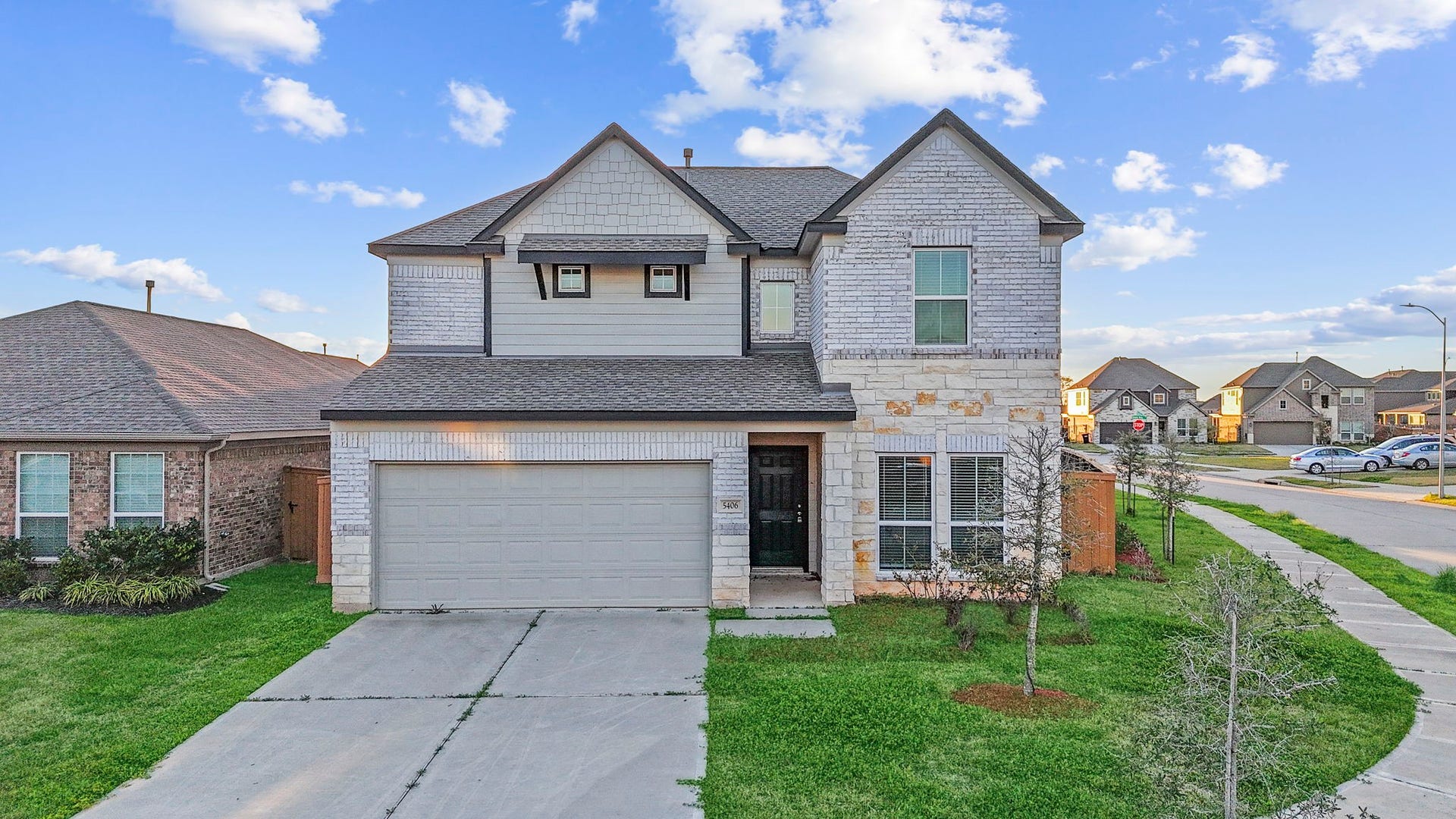 5406 Rustic Ruby Dr, Fulshear, TX 77423 Welcome to your new home with a premium elevation!