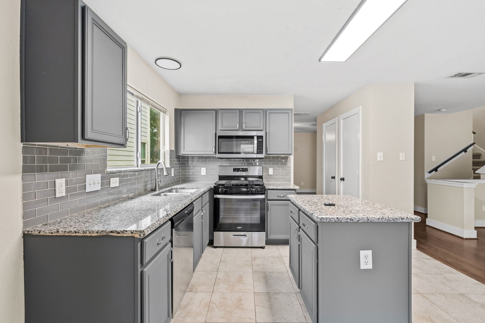 26853 Haileys Manor, Kingwood, TX 77339 26853 Haileys Manor, Kingwood, TX 77339