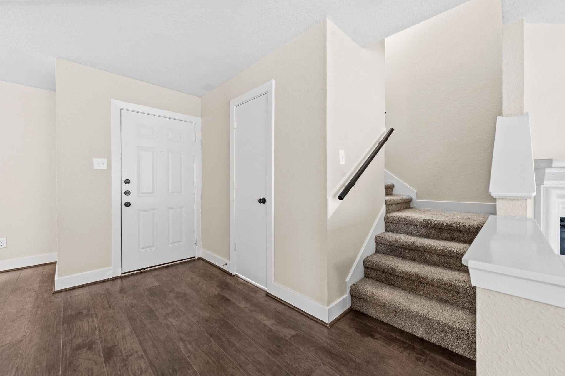 26853 Haileys Manor, Kingwood, TX 77339 Front entry