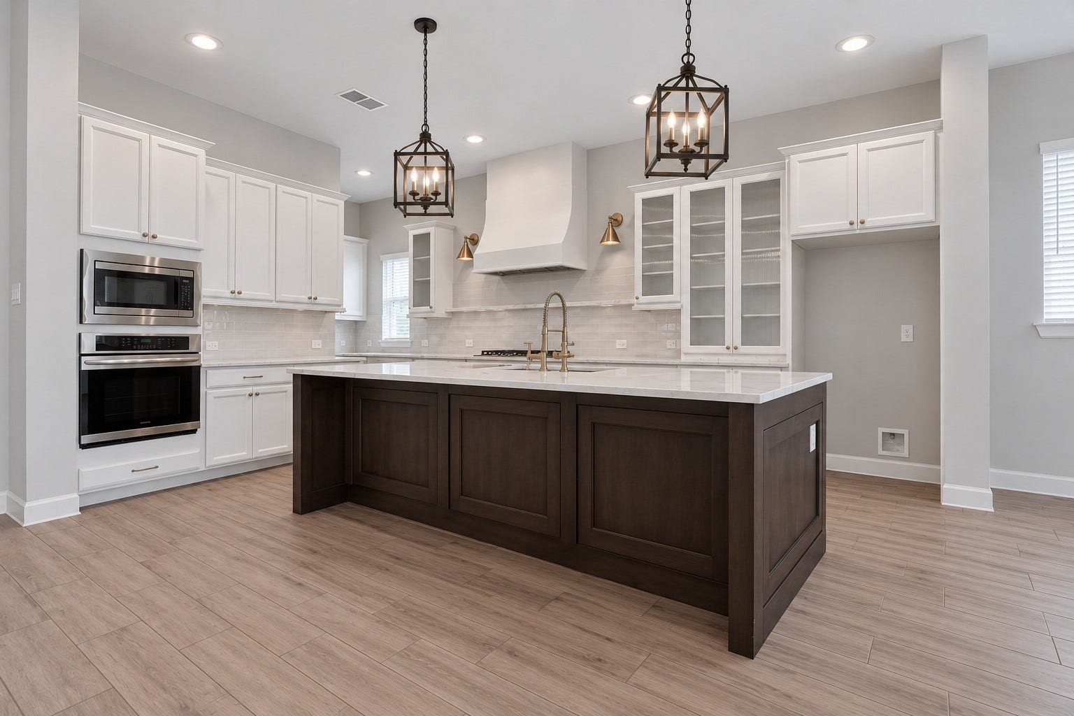 1515 Shining Willow Court, Richmond, TX 77406 Open-concept kitchen flows seamlessly into the dining area and spacious living room.