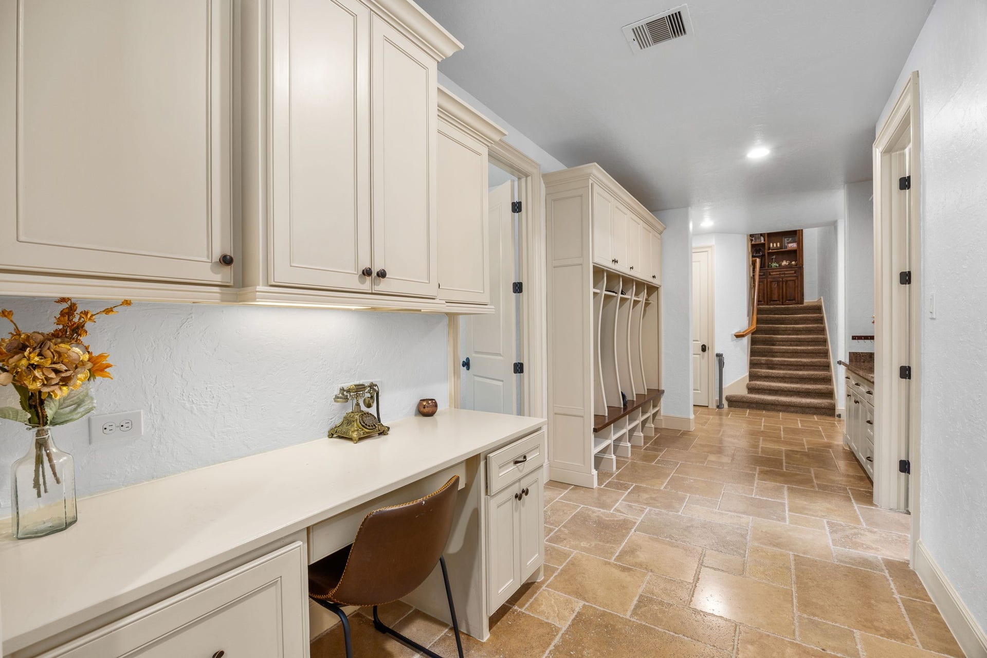 2734 Forest View, Richmond, TX 77406 Hallway to upstairs, craft, media and Mud room.