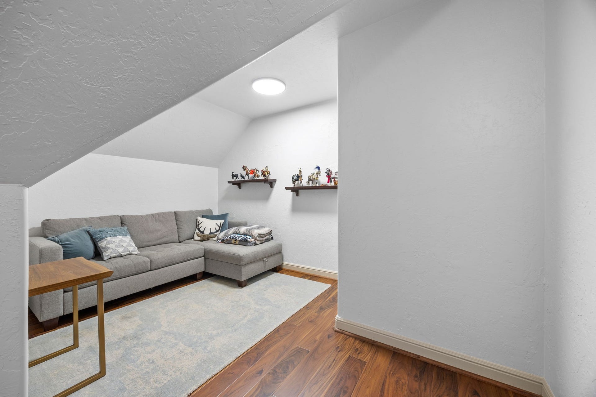 2734 Forest View, Richmond, TX 77406 This is the room through the opening previously mentioned.