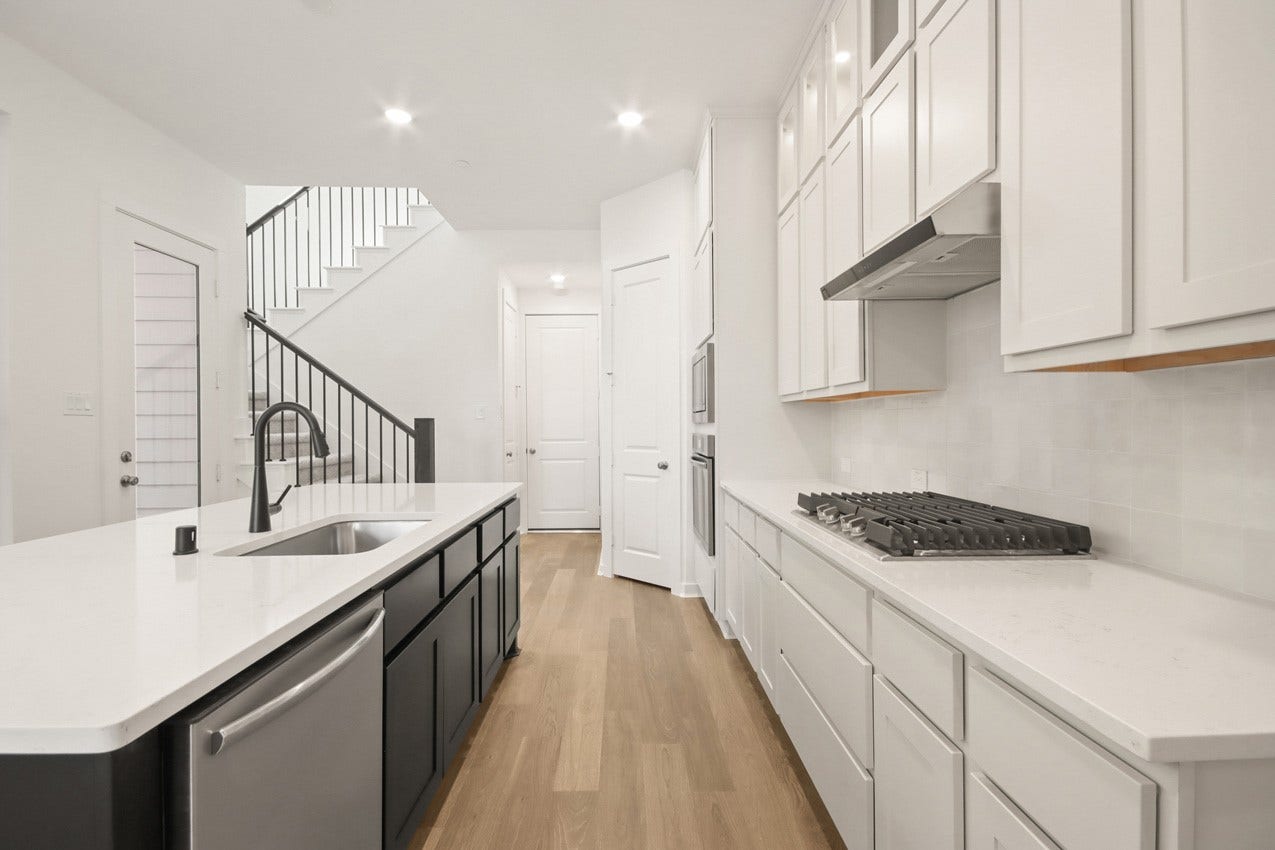 329 Fields Lane, Montgomery, TX 77316 Kitchen