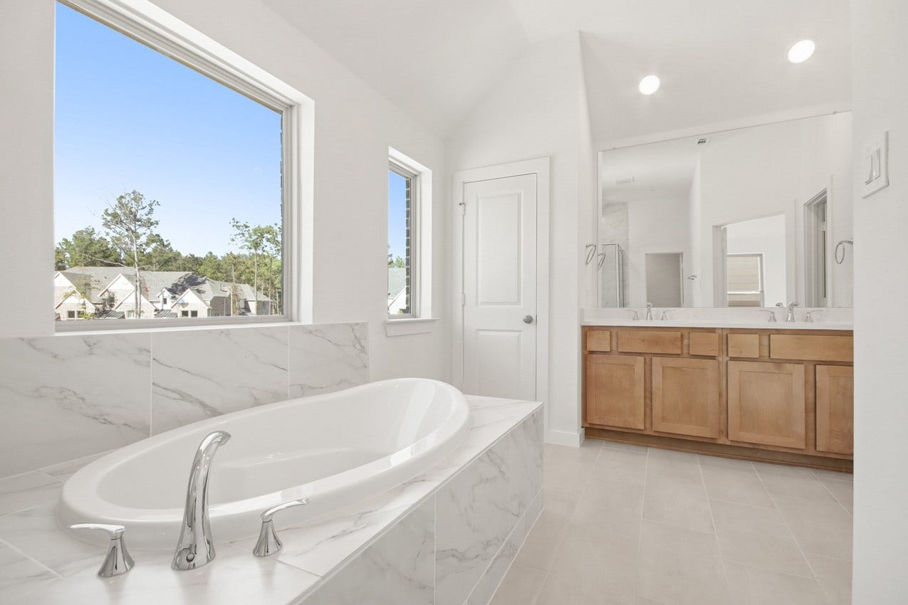 329 Fields Lane, Montgomery, TX 77316 Primary Bathroom