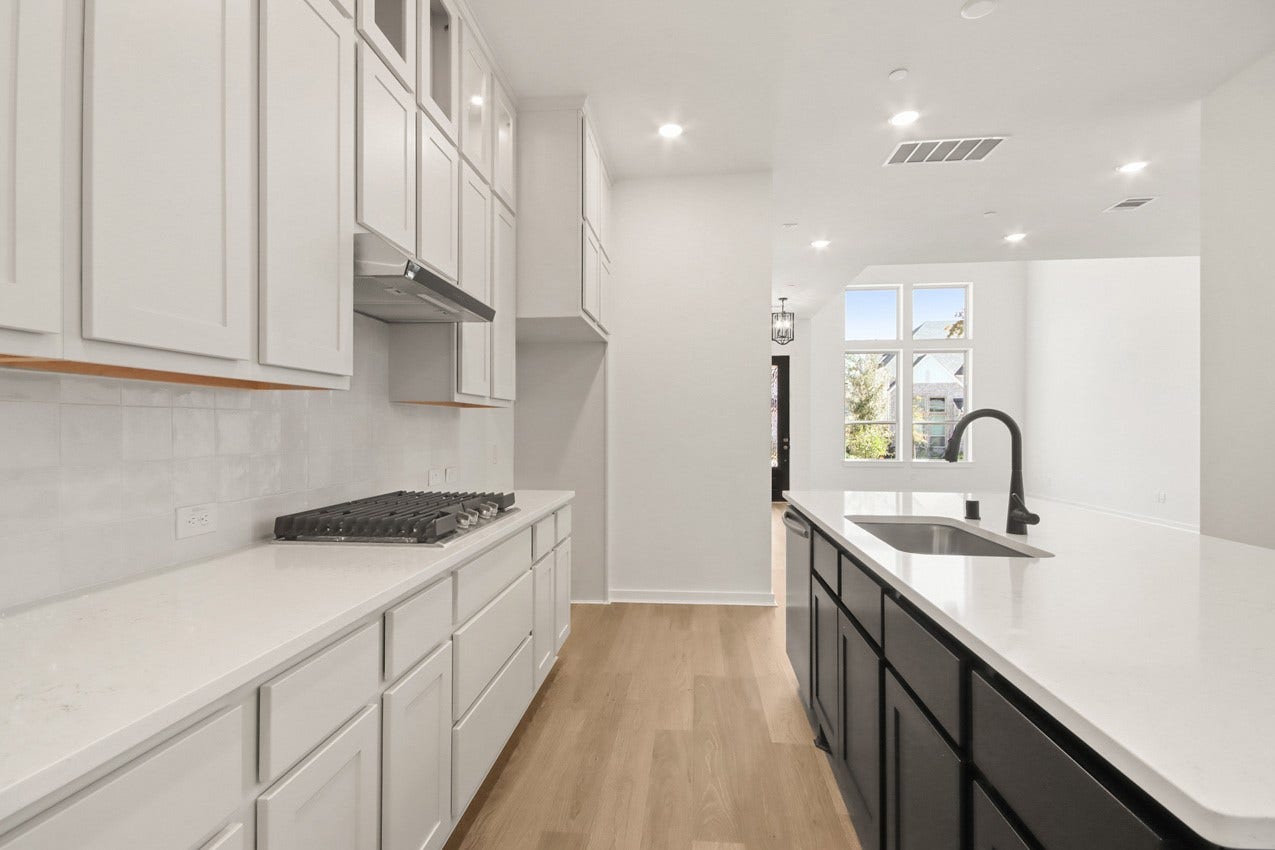 329 Fields Lane, Montgomery, TX 77316 Kitchen