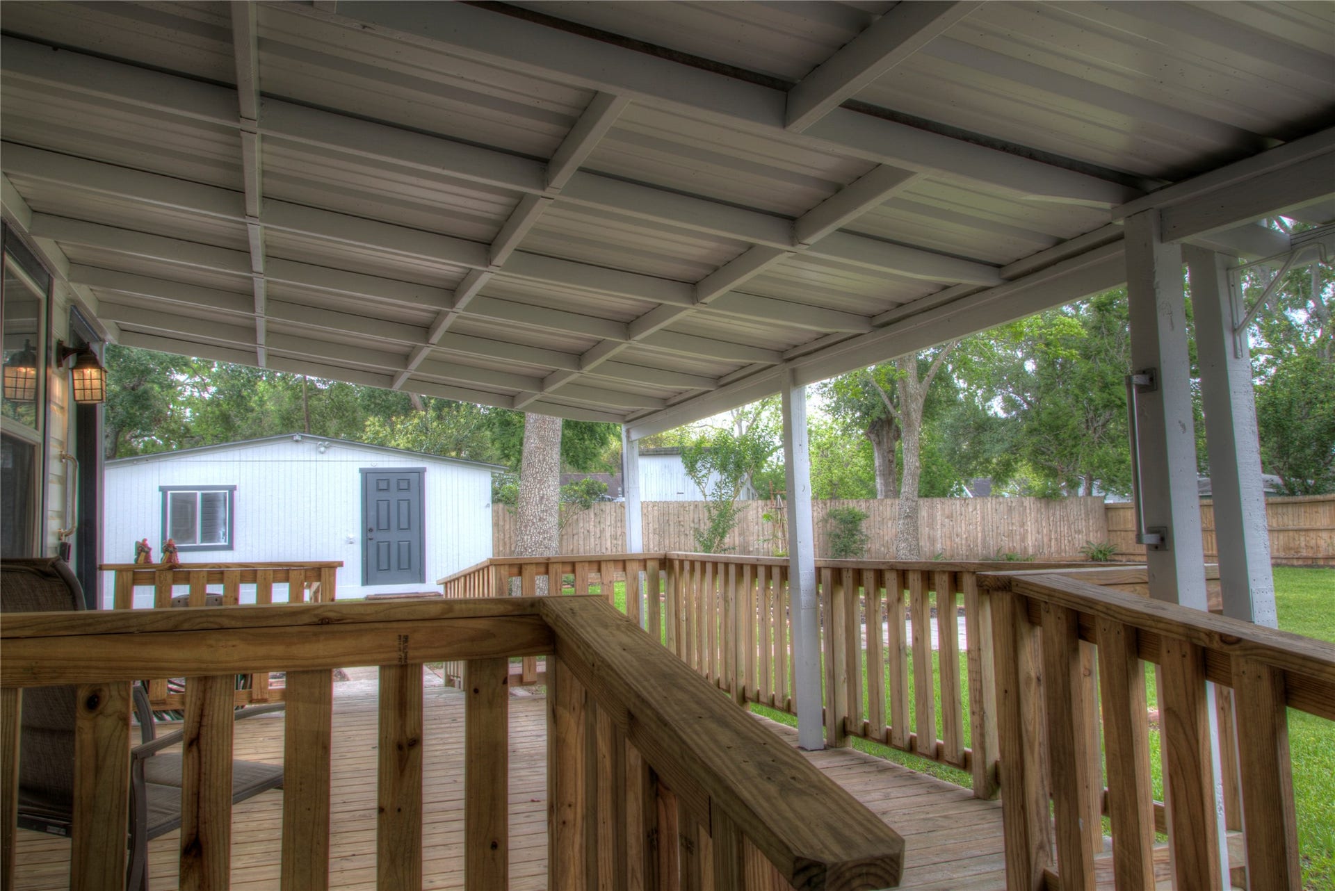 415 Perkins Avenue, League City, TX 77573 Spacious Covered Patio - Wood Deck