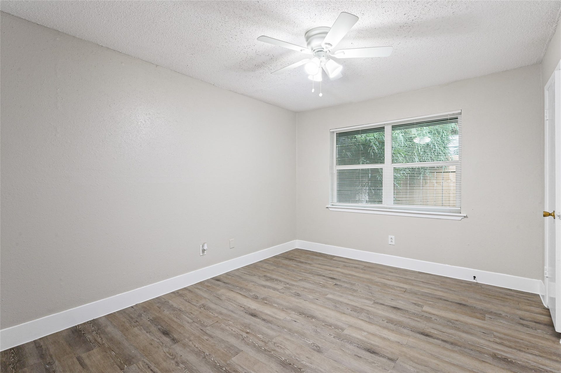 1623 Northwood Street, #1623, Houston, TX 77009 Primary Bedroom