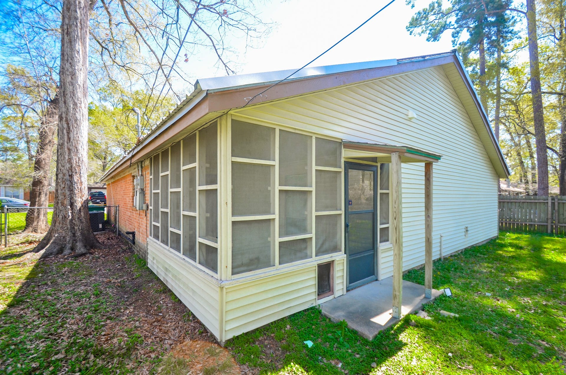 123 Cypress Lane, Conroe, TX 77301 View of the back porch