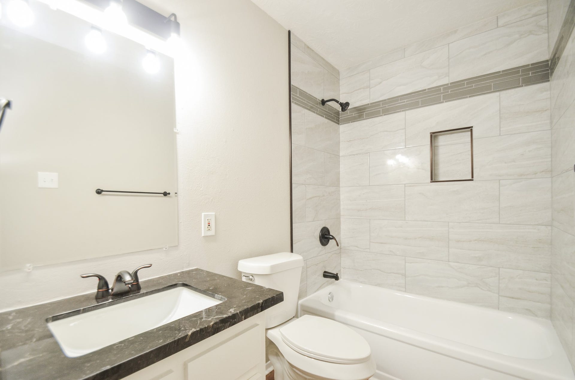 123 Cypress Lane, Conroe, TX 77301 123 Cypress Lane, Conroe, TX 77301